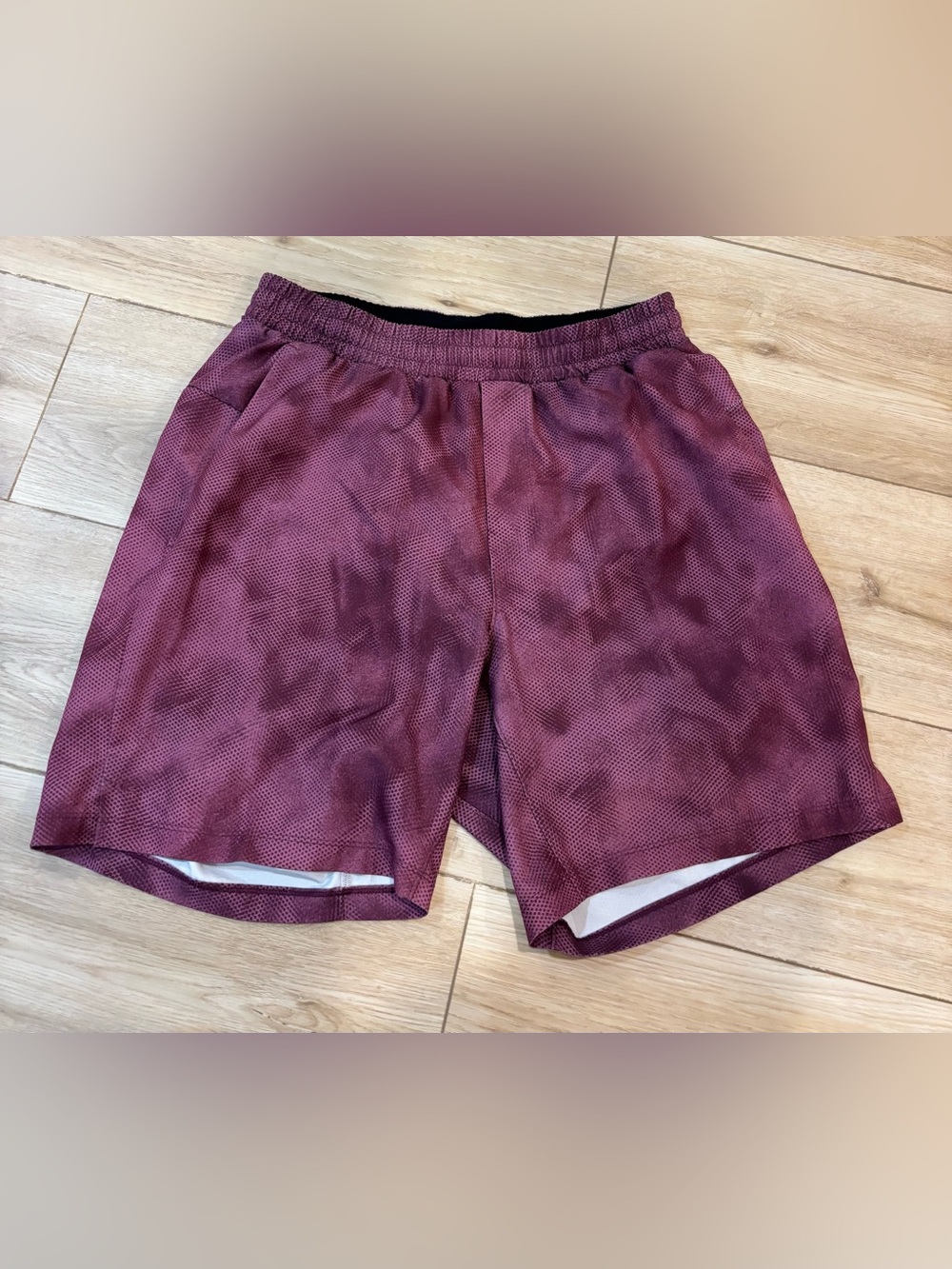 Lululemon Channel Cross Swim Short Sz Medium M Maroon LM7AF7S Red Trunk plum